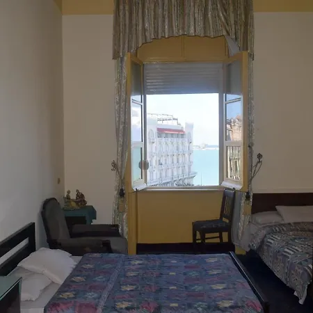 Clement'S House Hostel Александрия Экстерьер фото